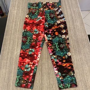 Floral Pattern Yoga Pants